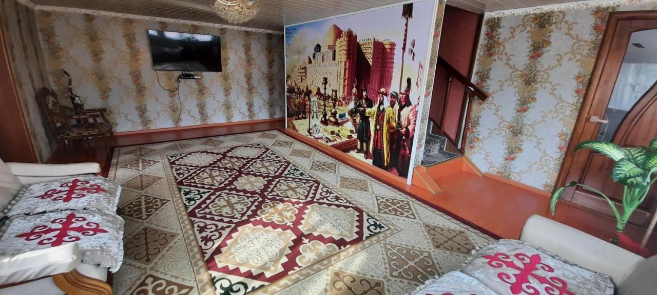 Vip Hostel Turkistan Exterior foto